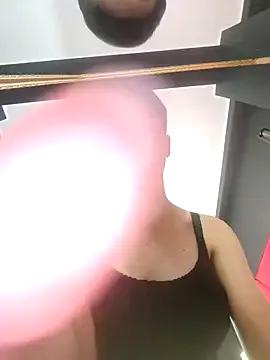 Roxxy_Rouge from StripChat