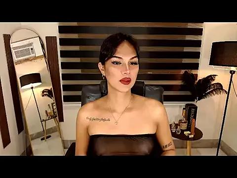 SarahAmber from StripChat is Freechat