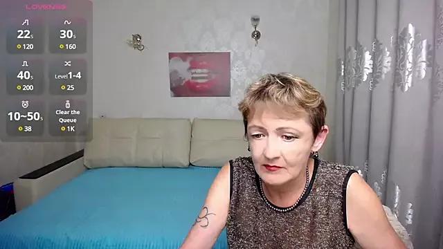 SexyGrandma_ from StripChat is Freechat