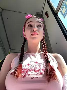SnappyHappy from StripChat