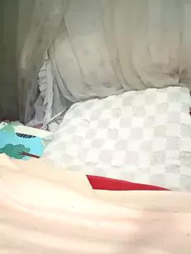 Squirt_lisa12 from StripChat is Freechat