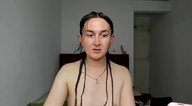 Sweet-Suck69 from StripChat