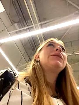 Sweet___Emily from StripChat