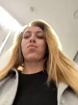 Sweet___Emily from StripChat