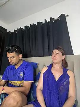 sweethoneytsx from StripChat