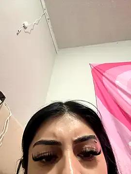ThickerThanYoBitch from StripChat is Freechat