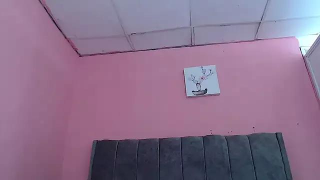 twotrans from StripChat